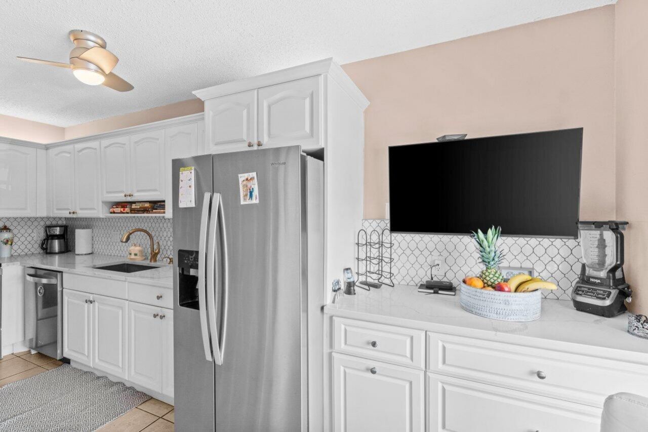 1131 Calamondin Ter 203 Terrace, Unit 203, Delray Beach, FL 33445 Photo