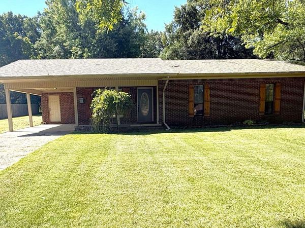 1120 Frisco Lane, Piggott, AR 72454