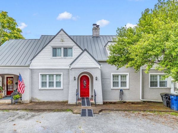 609 W 7th St, Columbia, TN 38401
