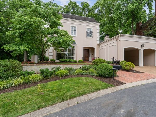 92 Valley Frg, Nashville, TN 37205