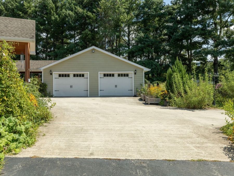 Property Image 46