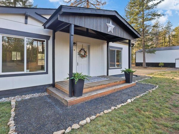 3833 Meadowlark Way, Loon Lake, WA 99006