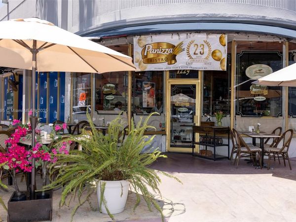 1229 Lincoln Road, Miami Beach, FL 33139