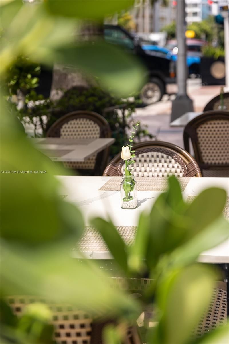 1229 Lincoln Road, Miami Beach, FL 33139 Photo