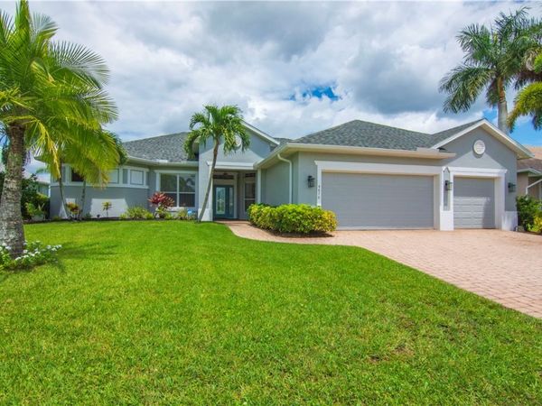 4670 Stephanie Lane SW, Vero Beach, FL 32968