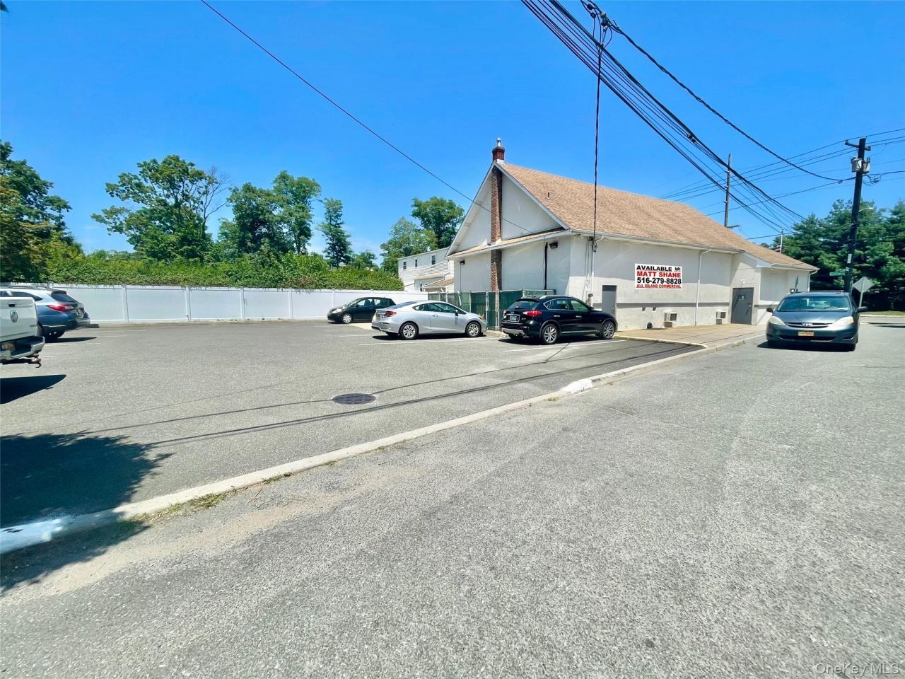 1298 Newbridge Road, Bellmore, NY 11710 Main Photo
