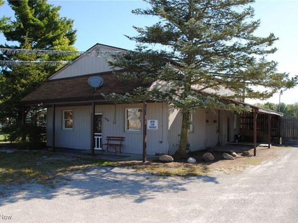 638 Oberlin Elyria Road, Elyria, OH 44035