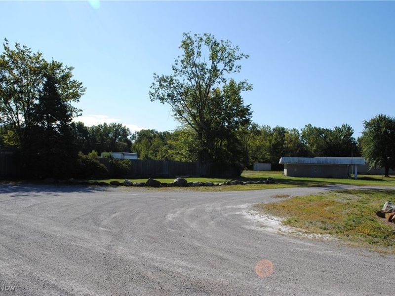 638 Oberlin Elyria Road, Elyria, OH 44035 Photo 11