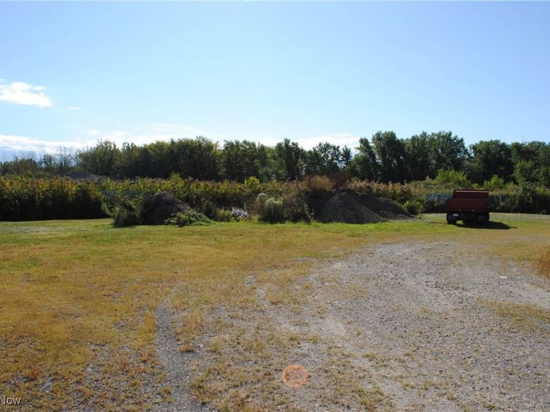 638 Oberlin Elyria Road, Elyria, OH 44035 Photo 18