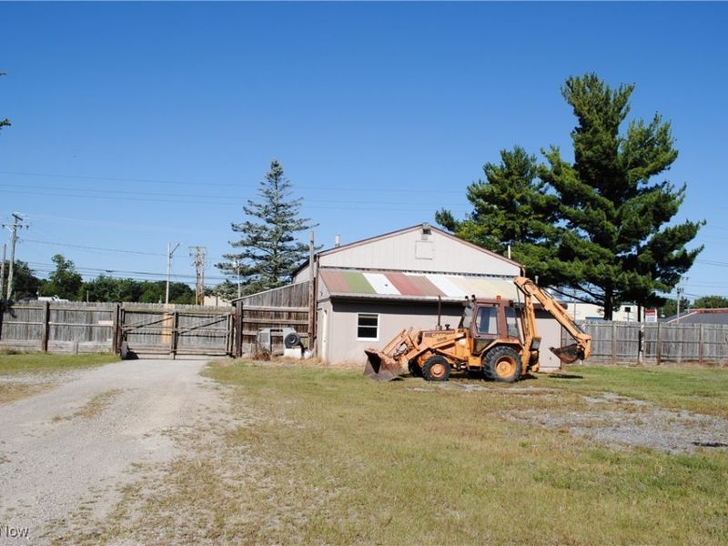 638 Oberlin Elyria Road, Elyria, OH 44035 Photo 20