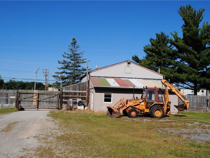 638 Oberlin Elyria Road, Elyria, OH 44035 Photo 21