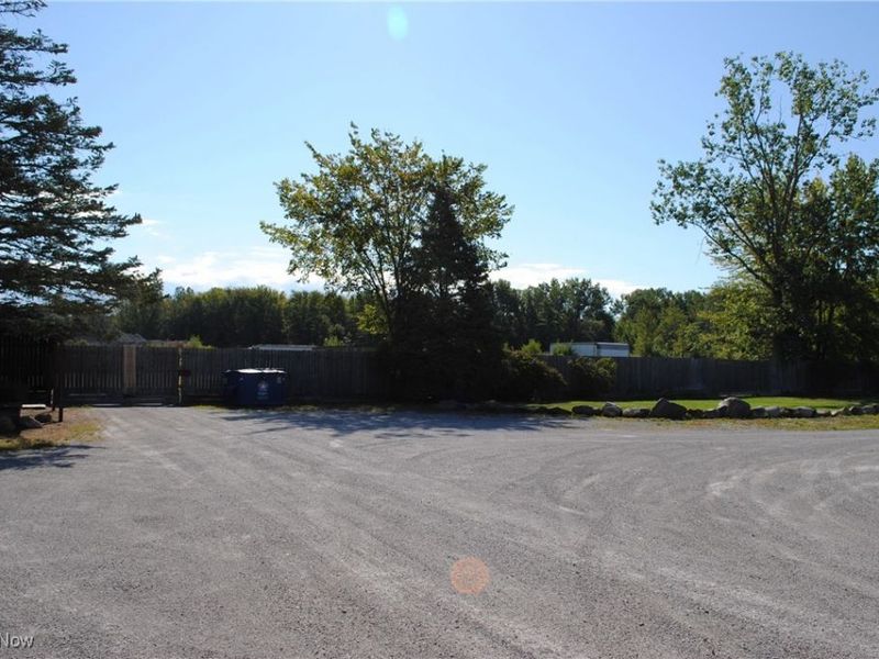 638 Oberlin Elyria Road, Elyria, OH 44035 Photo 9