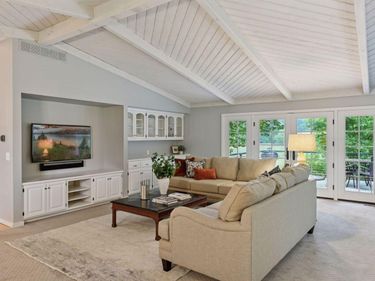 461 Peavey Lane, Wayzata, MN 55391