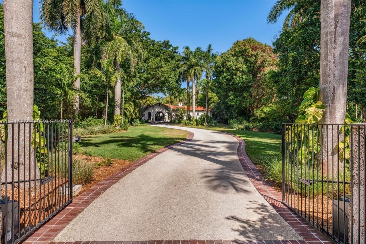 4763 SW 82nd St, Miami, FL 33143 Photo