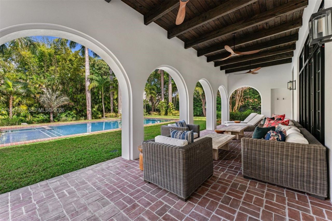 4763 SW 82nd St, Miami, FL 33143 Photo