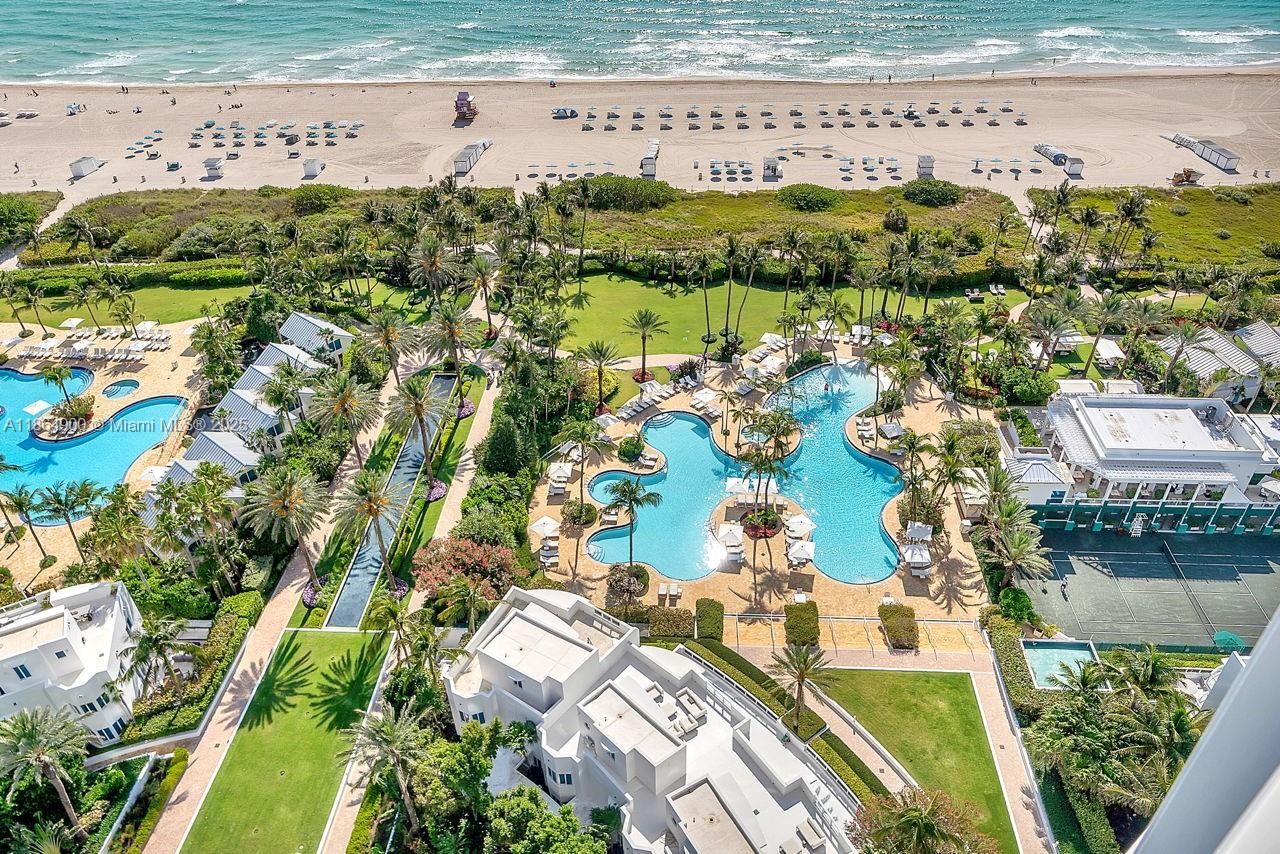 100 S Pointe Dr, Unit 2208, Miami Beach, FL 33139 Photo