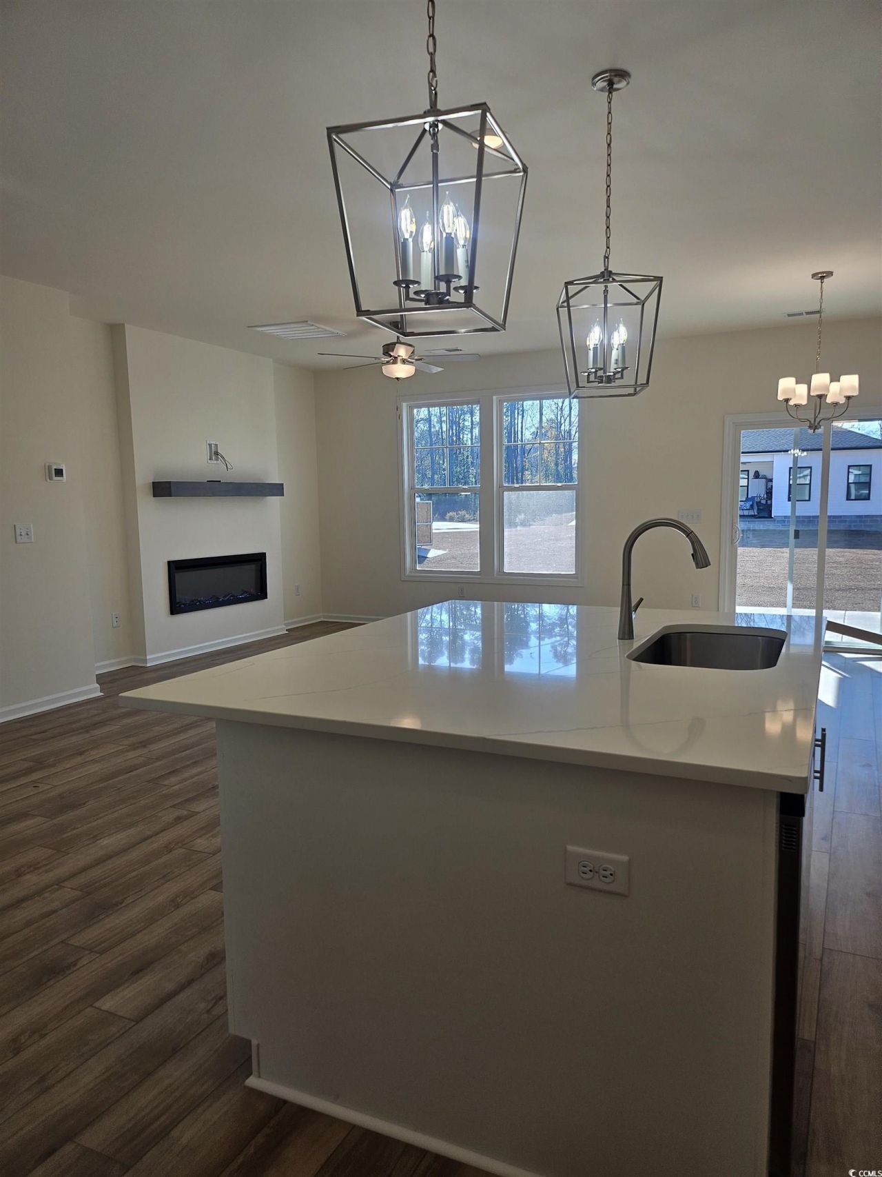 533 Honeyhill Loop Photo 11