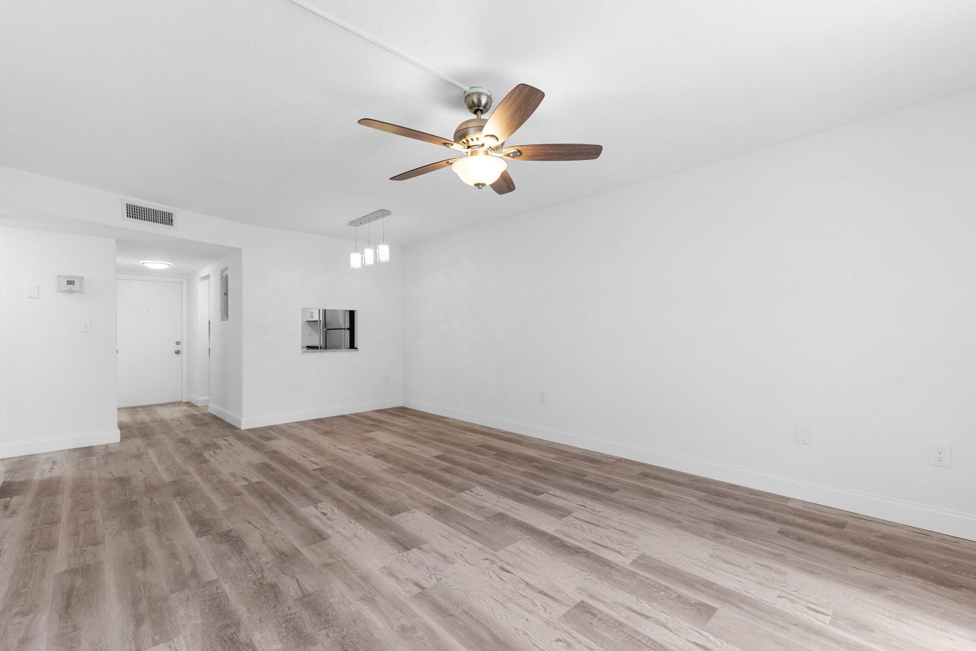 8000 Sunrise Lakes Drive E, Unit 112, Sunrise, FL 33322 Photo