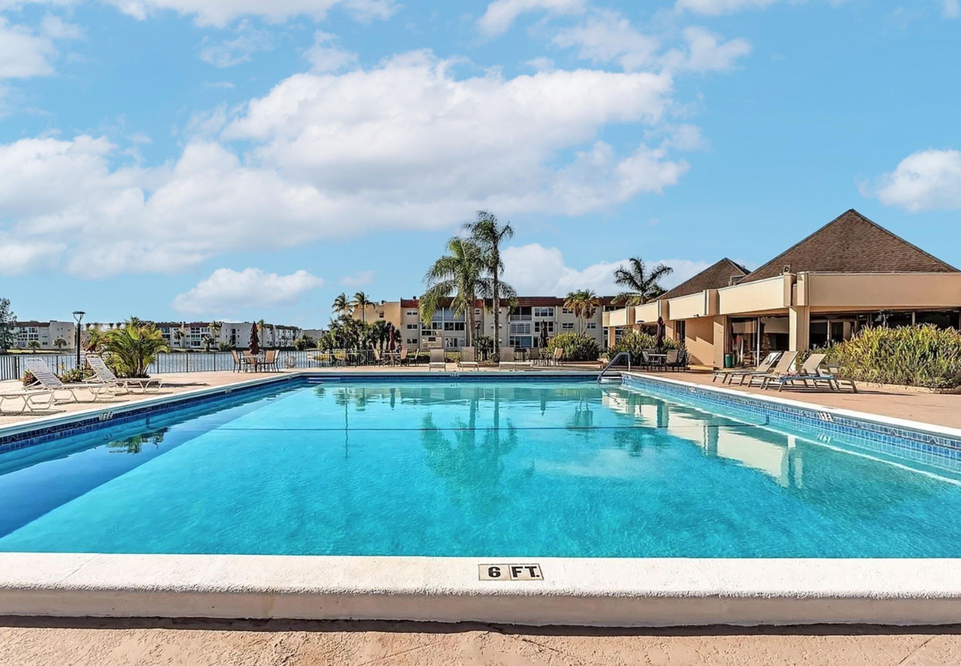 8000 Sunrise Lakes Drive E, Unit 112, Sunrise, FL 33322 Photo