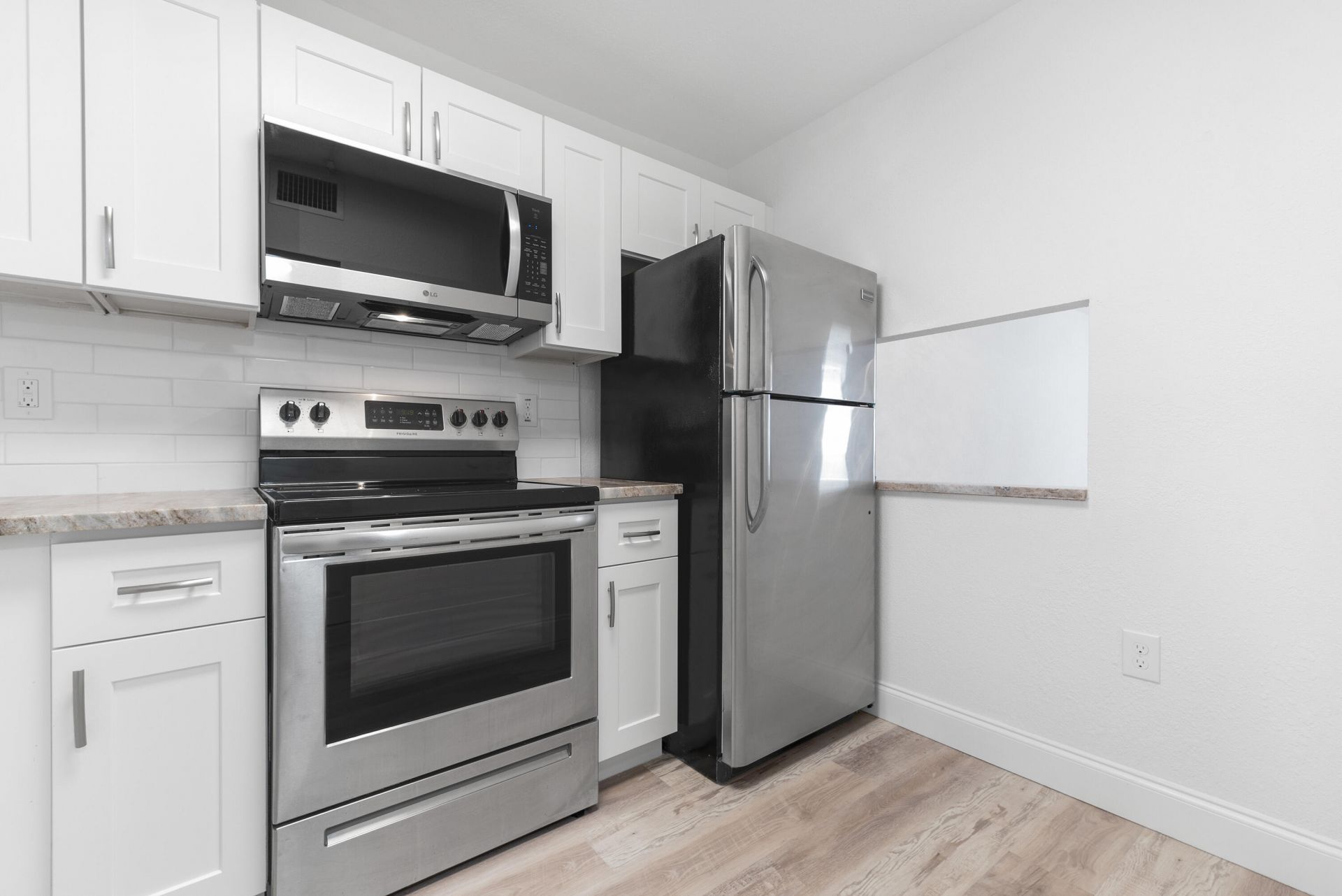 8000 Sunrise Lakes Drive E, Unit 112, Sunrise, FL 33322 Photo