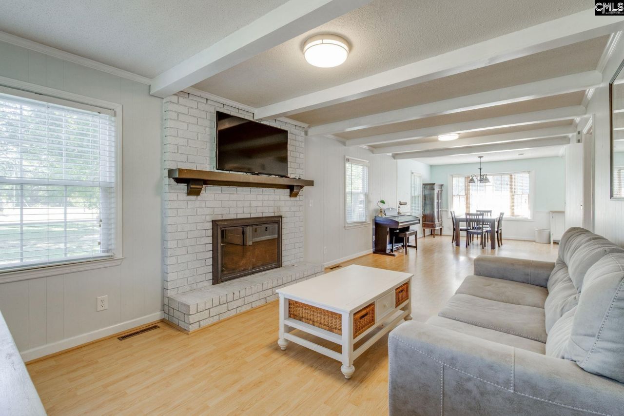 1233 Longtown Road Photo 11