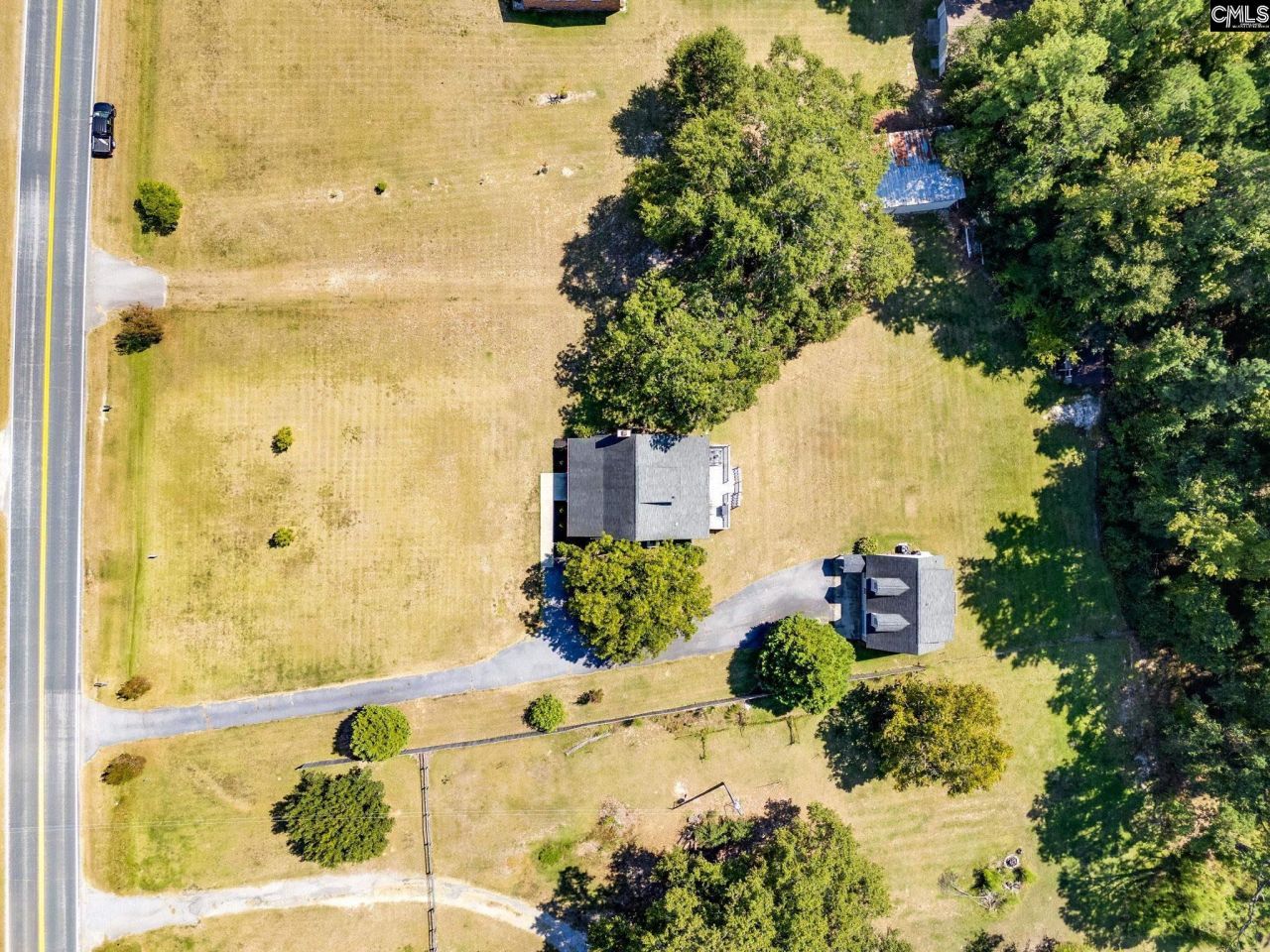 1233 Longtown Road Photo 4