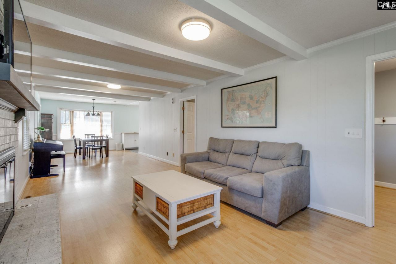 1233 Longtown Road Photo 8