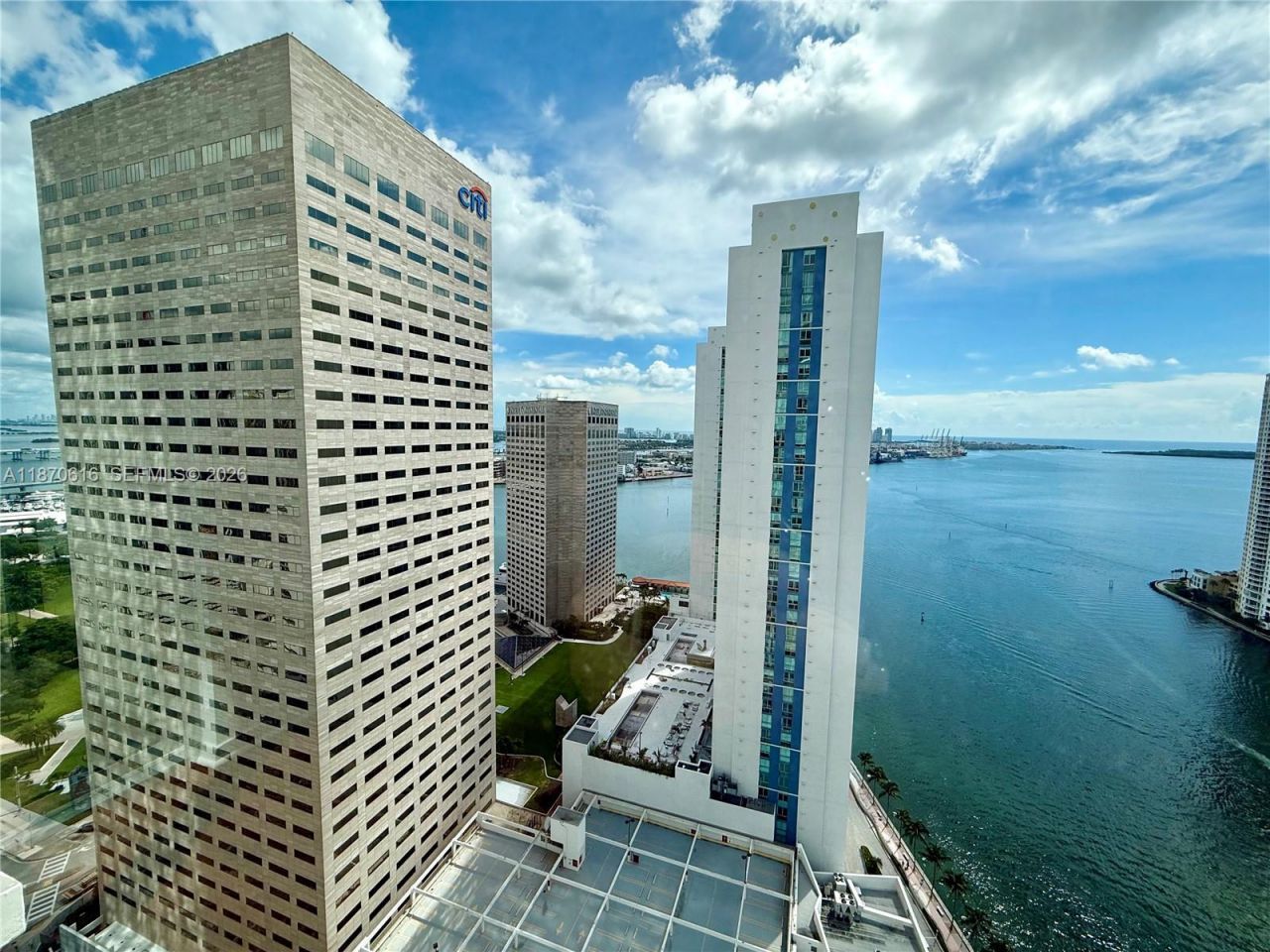 300 S Biscayne Blvd, Unit 3014, Miami, FL 33131 Photo