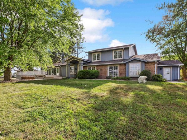 1703 East Street, Corning, IA 50841