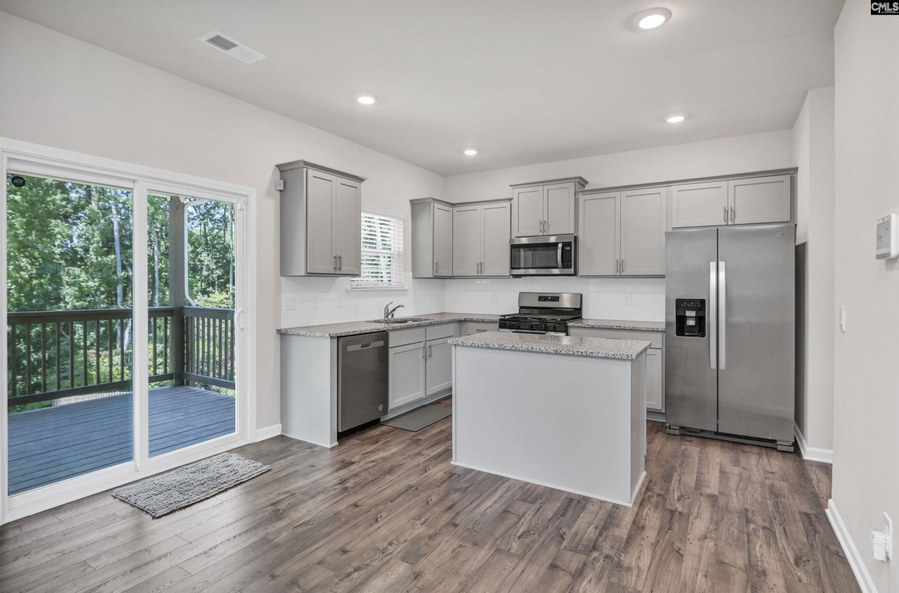 1116 Daffodil Lane Photo 5