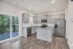 1116 Daffodil Lane photo 4