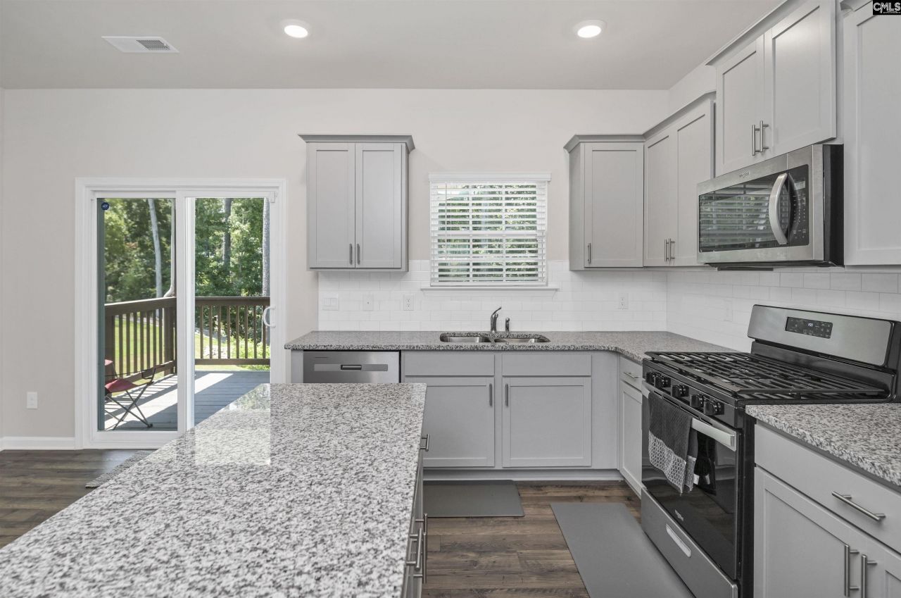 1116 Daffodil Lane Photo 7