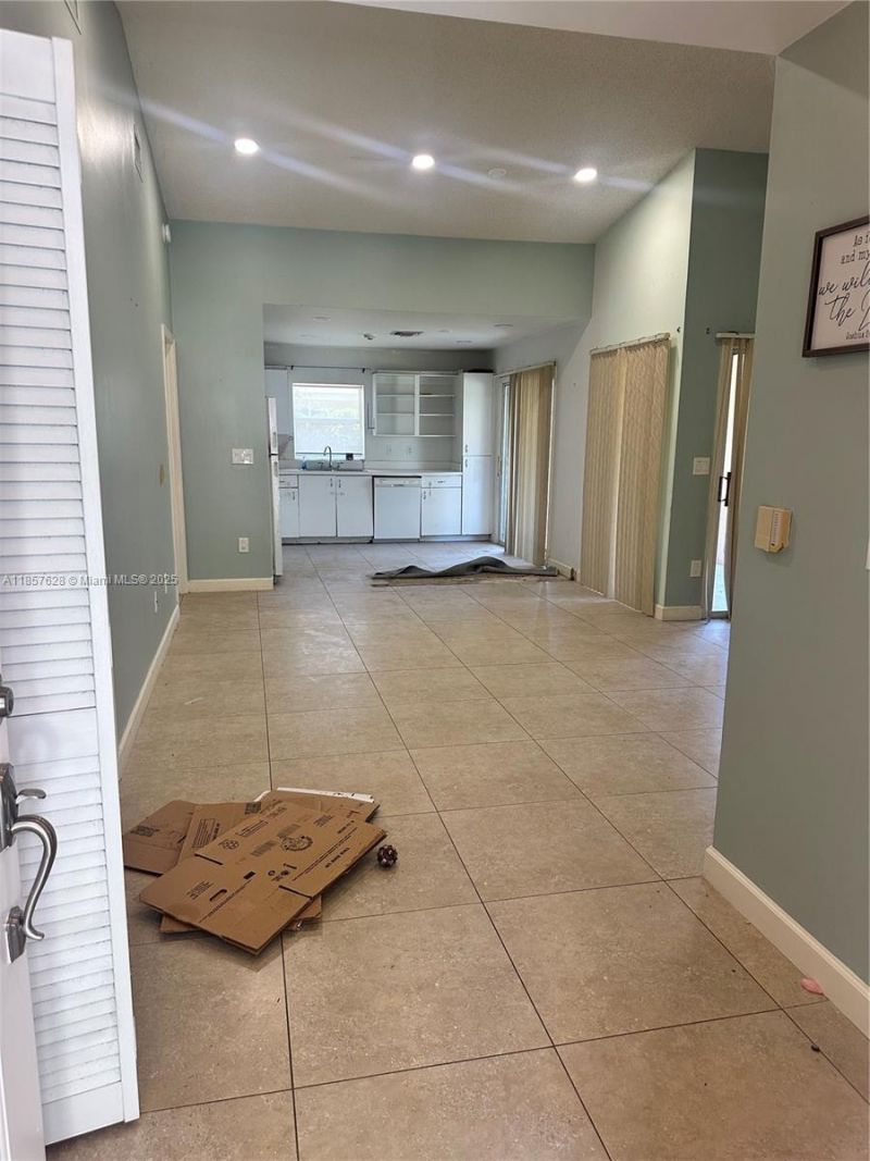 472 SE 22nd Dr, Homestead, FL 33033 Photo