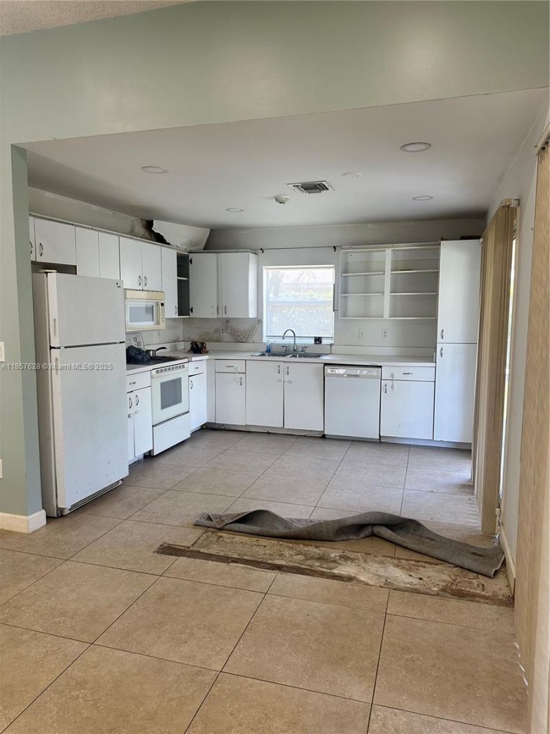 472 SE 22nd Dr, Homestead, FL 33033 Photo