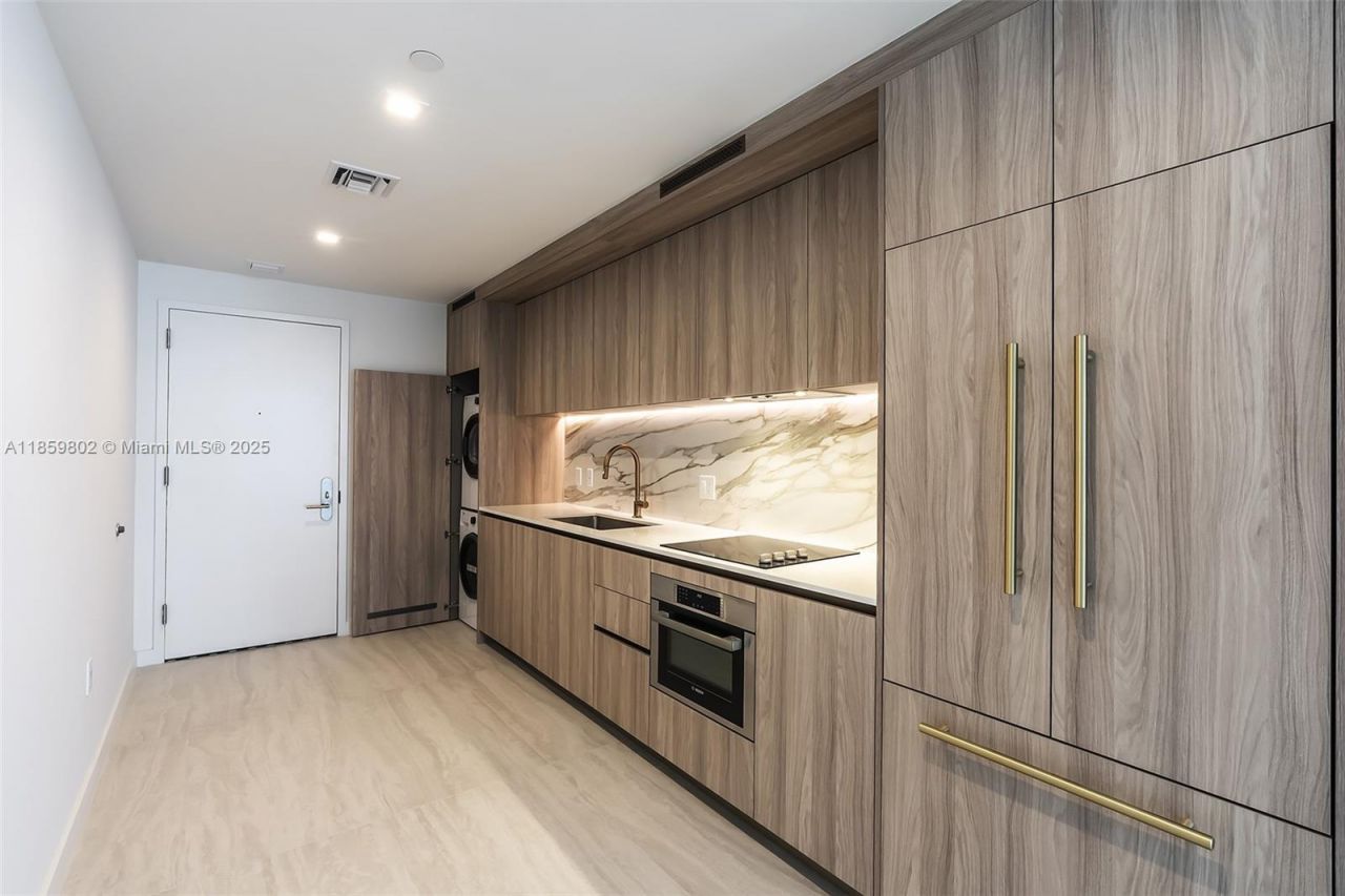 77 SE 5th St, Unit 2701, Miami, FL 33131 Photo