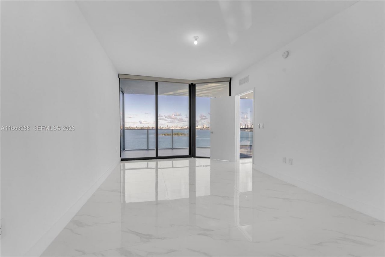 700 NE 24th Street, Unit 1407, Miami, FL 33137 Photo