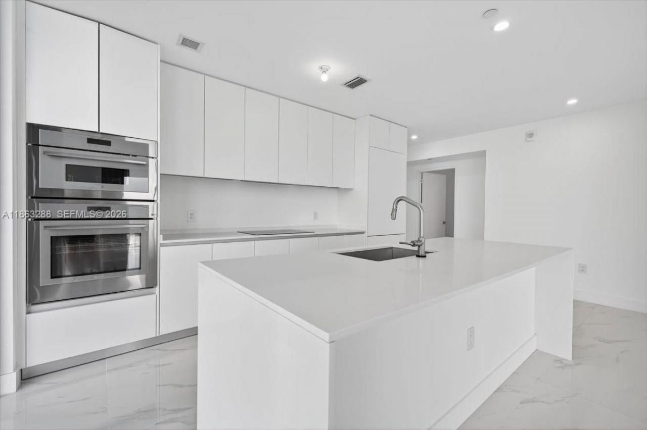 700 NE 24th Street, Unit 1407, Miami, FL 33137 Photo