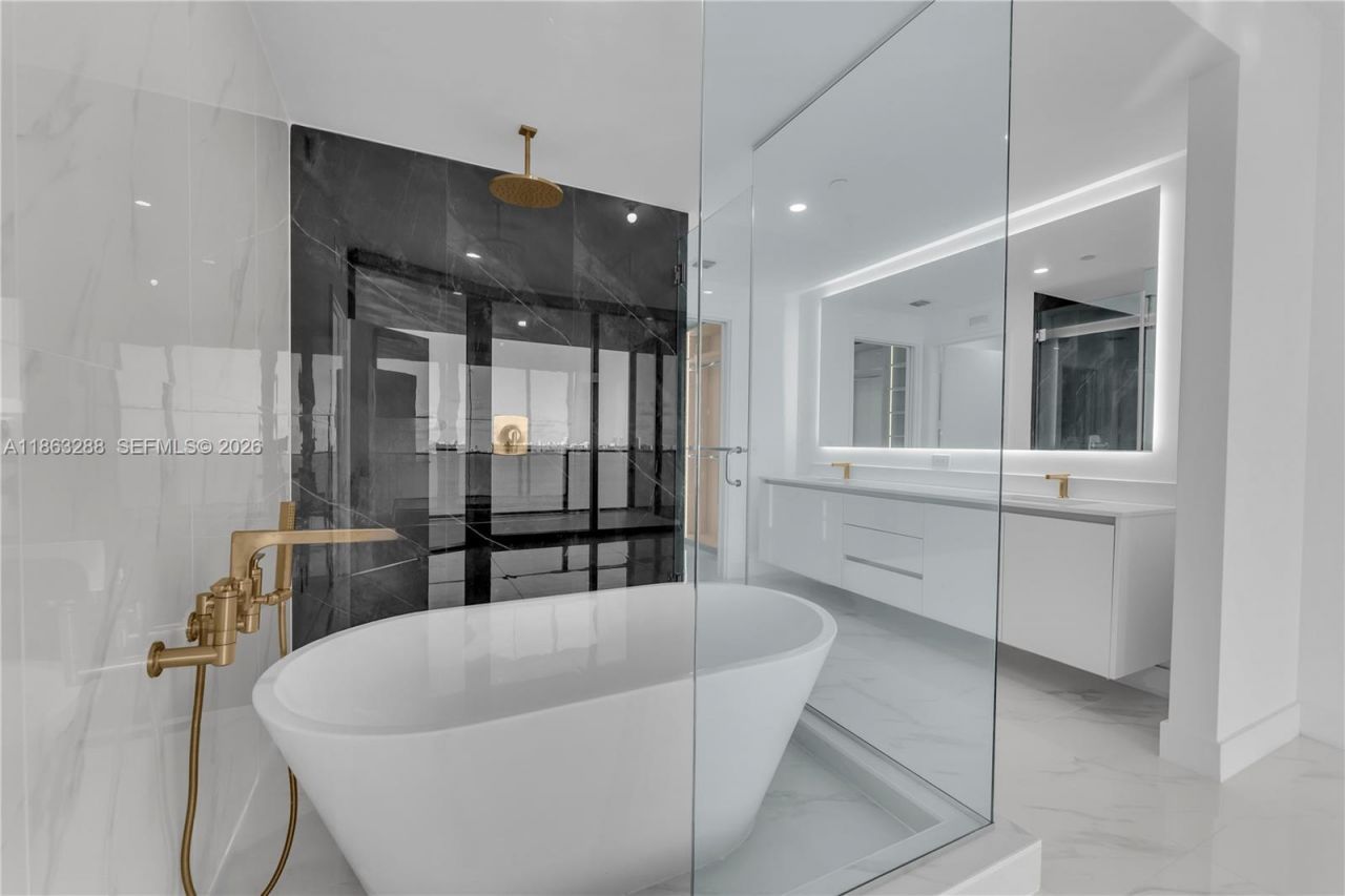 700 NE 24th Street, Unit 1407, Miami, FL 33137 Photo