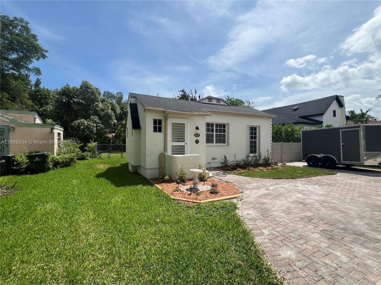 6218 SW 56th St, South Miami, FL 33155 Photo