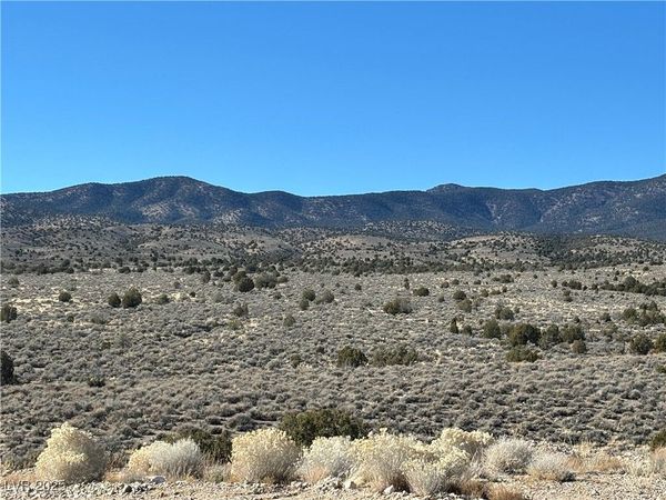 Mabel Trail, Caliente, NV 89008