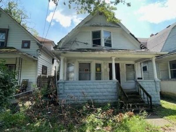 1024 Earl Street, Toledo, OH 43605