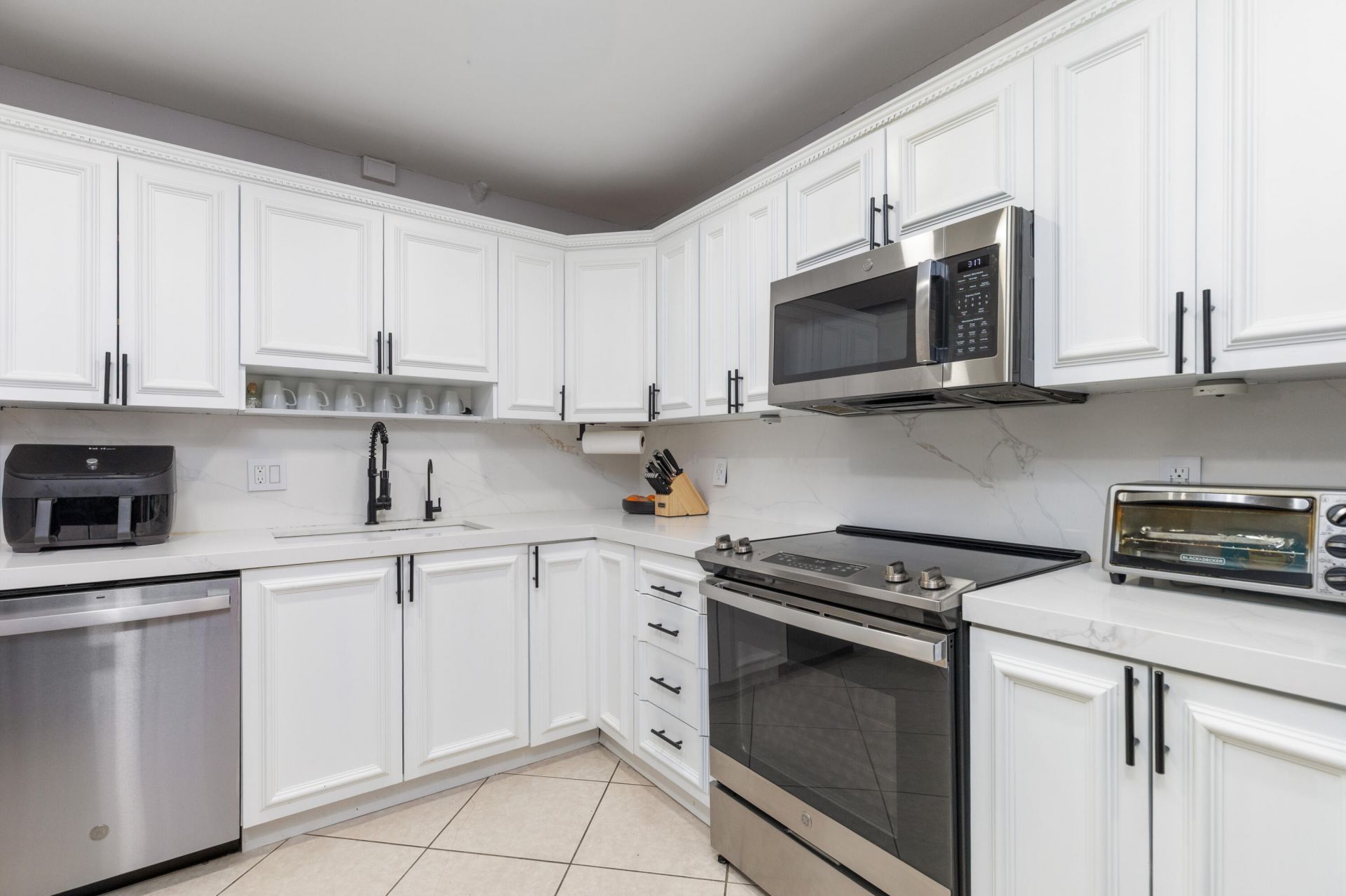 12451 NW 3rd Street, Unit B3, Plantation, FL 33325 Photo