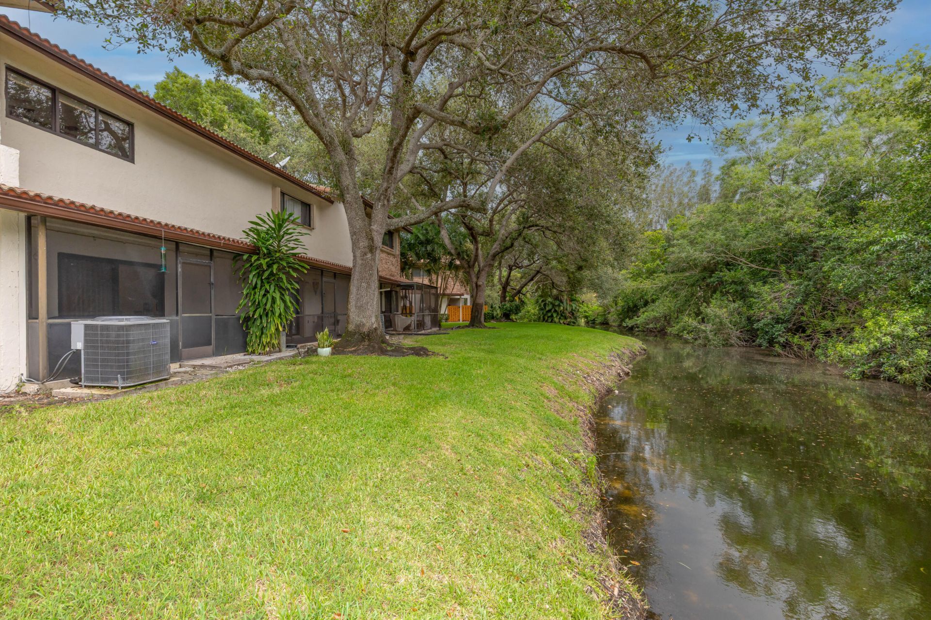 12451 NW 3rd Street, Unit B3, Plantation, FL 33325 Photo