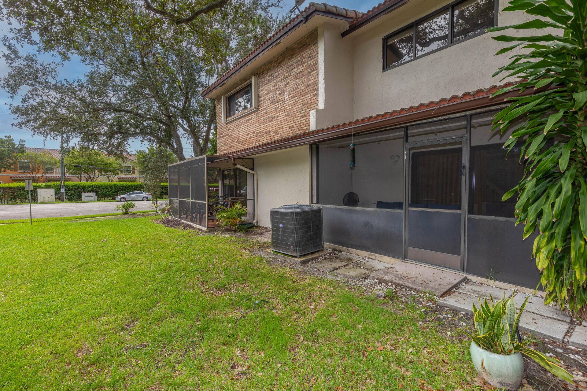 12451 NW 3rd Street, Unit B3, Plantation, FL 33325 Photo