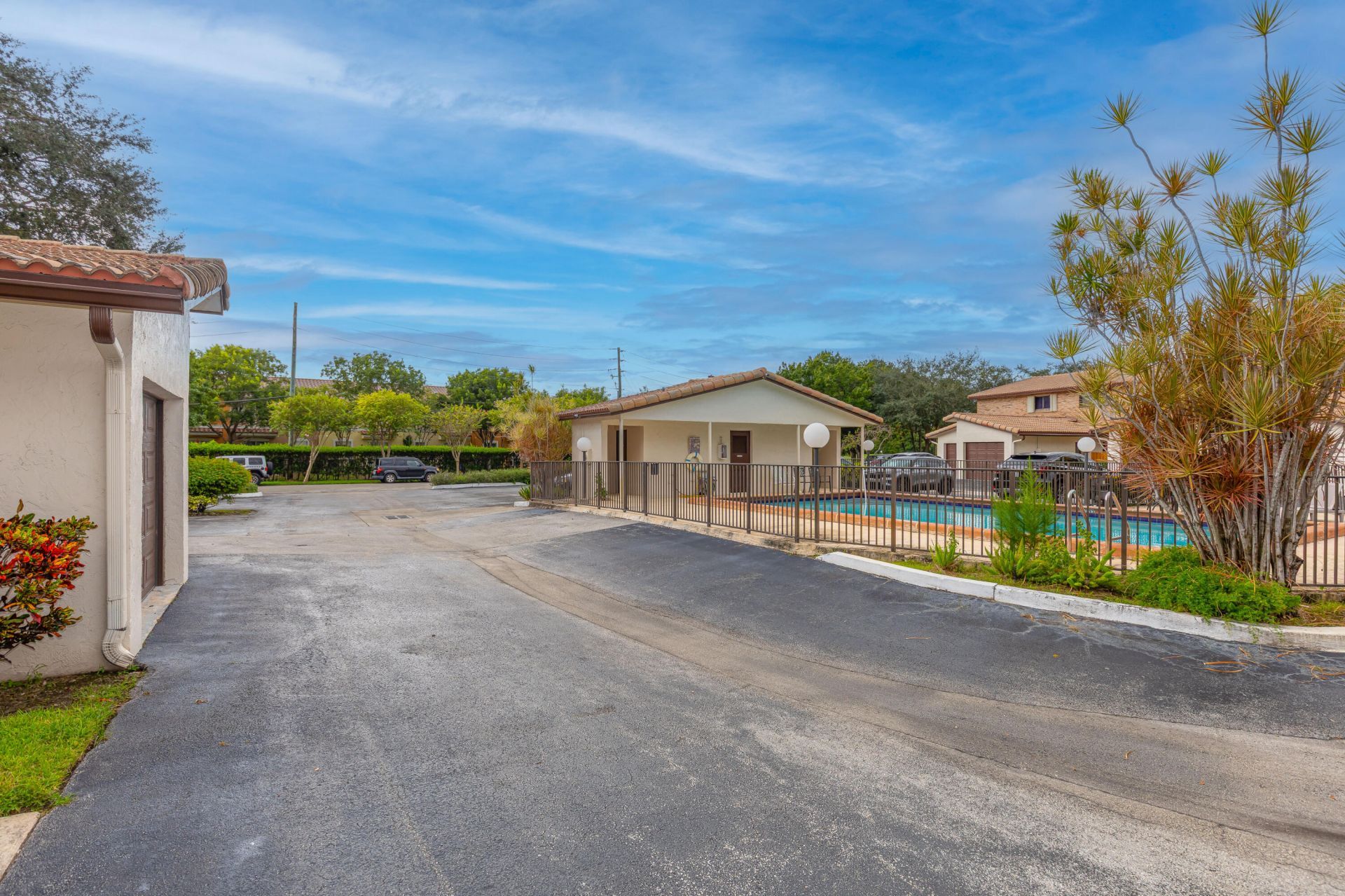 12451 NW 3rd Street, Unit B3, Plantation, FL 33325 Photo