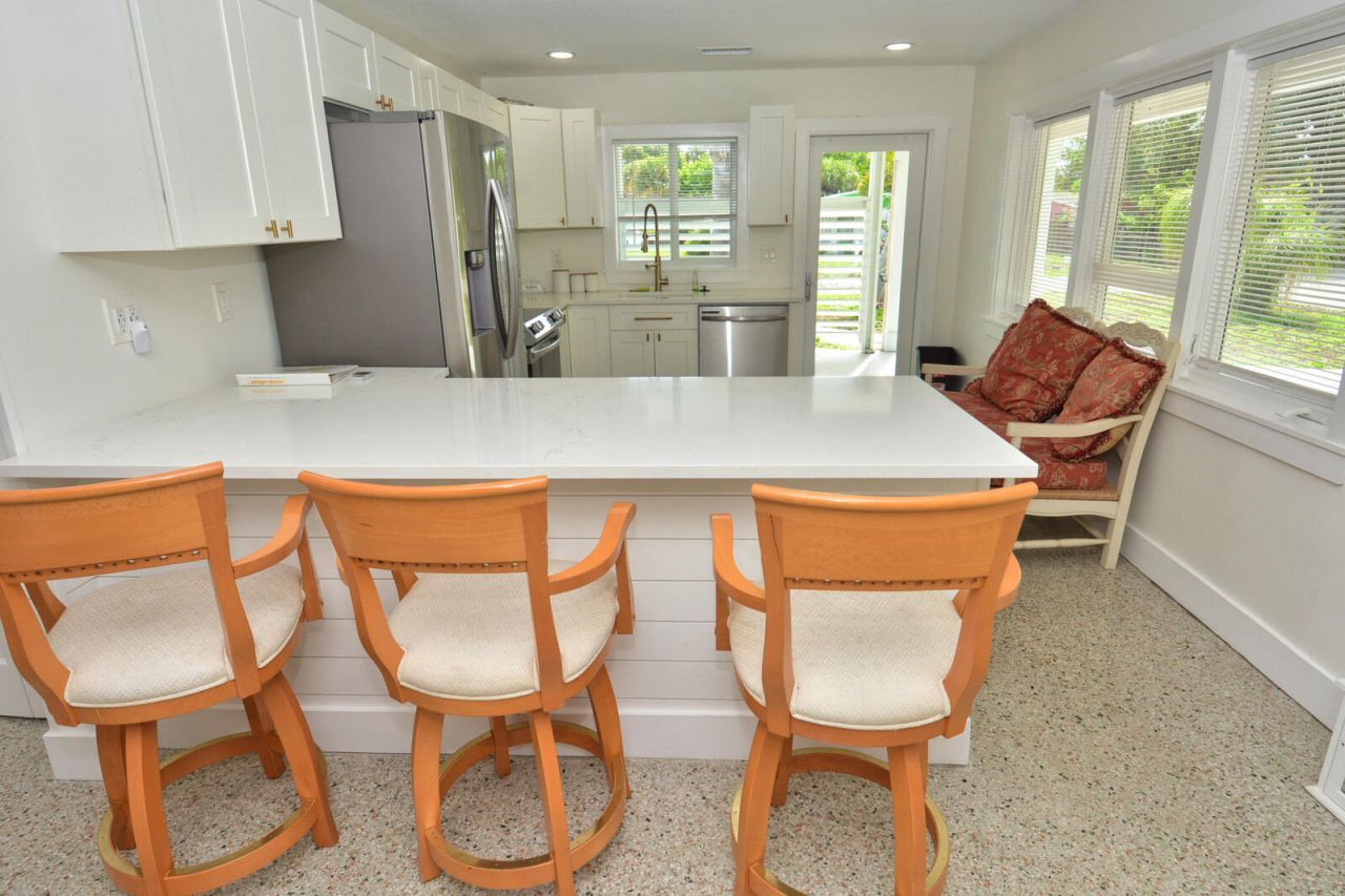 1395 NE Flora Place, Jensen Beach, FL 34957 Photo