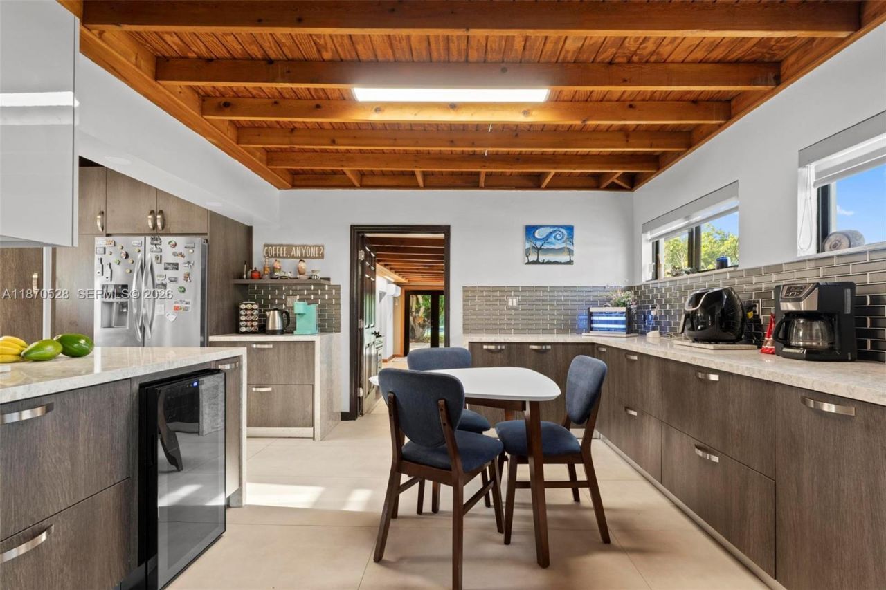 6539 SW 84 Ave, Miami, FL 33143 Photo