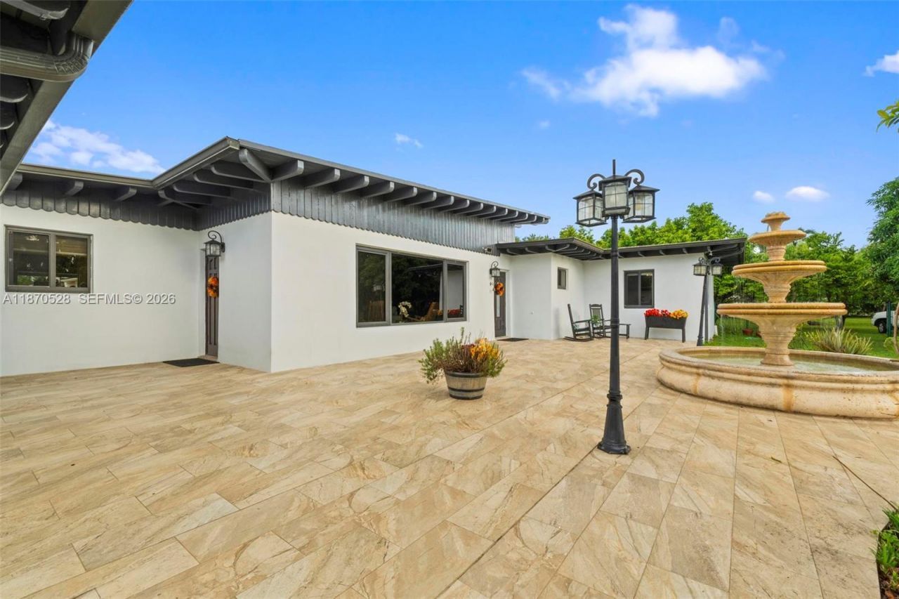 6539 SW 84 Ave, Miami, FL 33143 Photo