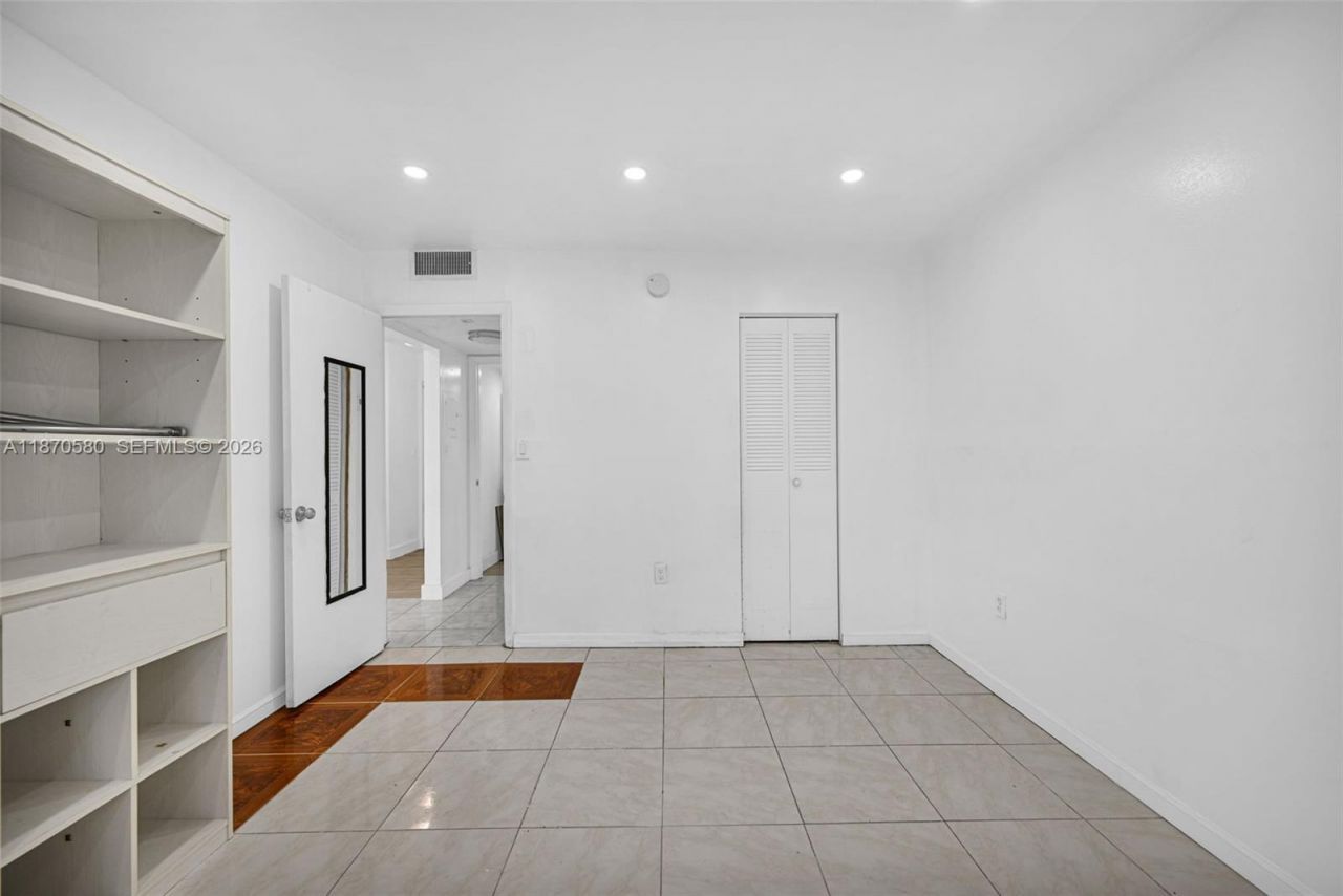 13101 Memorial Hwy, Unit 104, North Miami, FL 33161 Photo