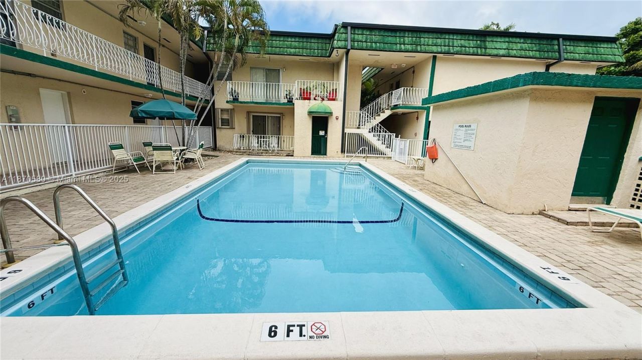 13101 Memorial Hwy, Unit 104, North Miami, FL 33161 Photo